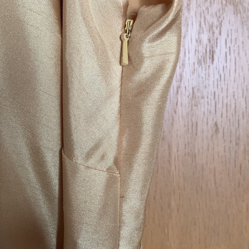 Classic Evan Picone Gold Shirtwaist dress - Picture 3 of 10